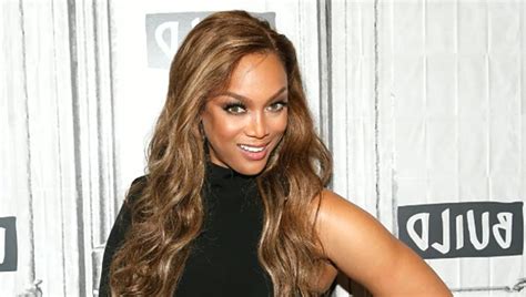 Tyra Banks' Viral Moment at VS Fashion Show: 'Cheap' Outfit 